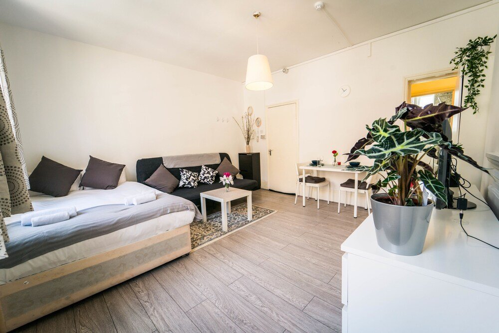 Фото Studio Flat near Liverpool Street