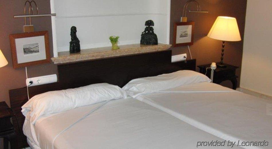 Фото Jeys Catedral Jerez