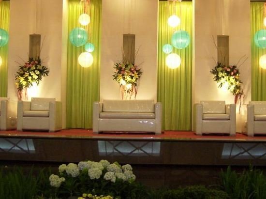 Фото Grage Hotel Cirebon