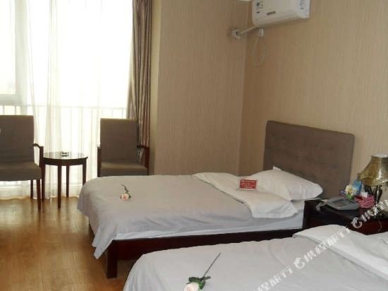 Фото Yong'anjun Business Hotel