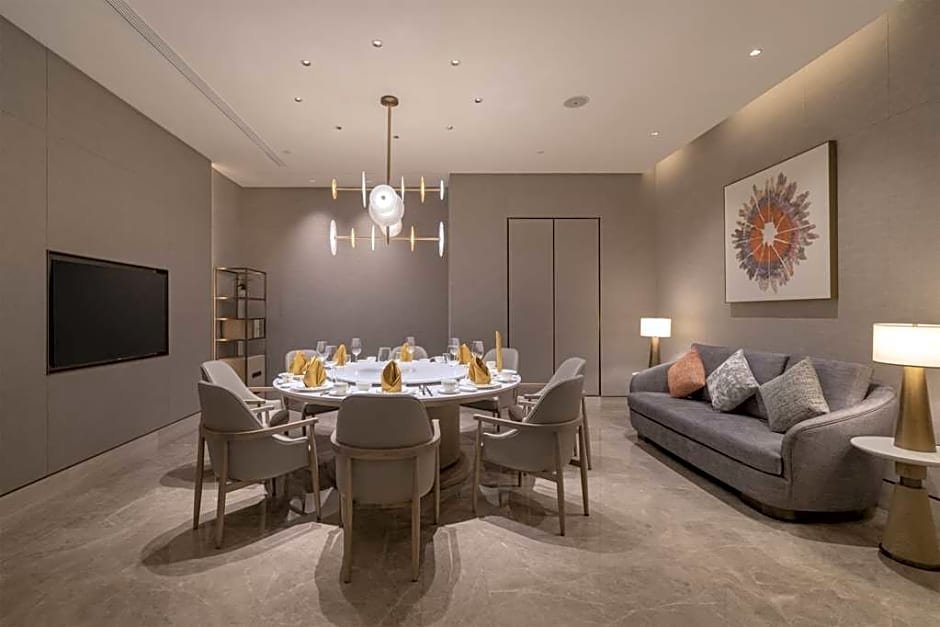 Фото DoubleTree by Hilton Shenzhen Nanshan Hotel & Residences