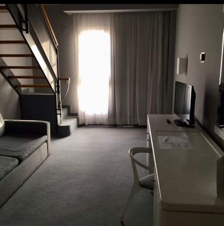 Фото Hotel Ilunion Alcora Sevilla