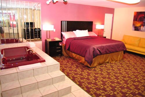 Фото Americas Best Value Inn Providence North Scituate