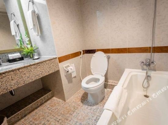 Фото Grand Tower Inn Rama VI Hotel