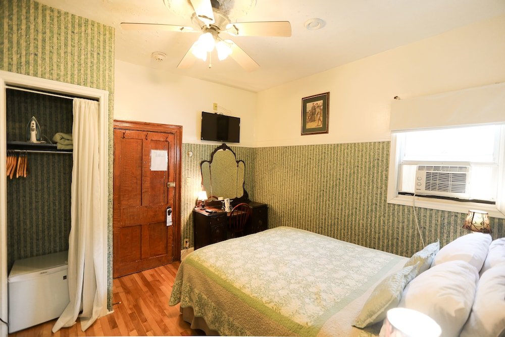 Фото Prince Street Suites