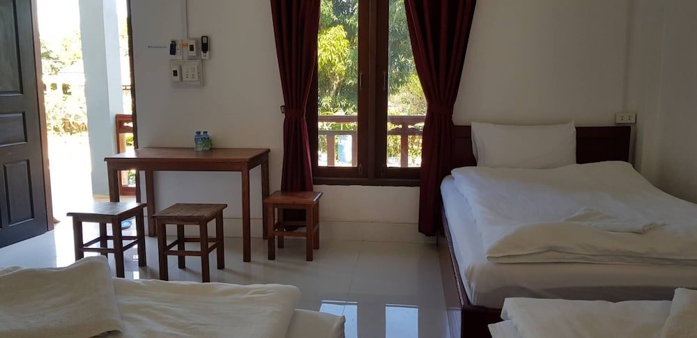 Фото Sipanya Guesthouse