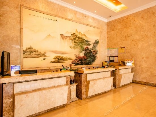 Фото GreenTree Eastern Quzhou Hewu Road Hotel