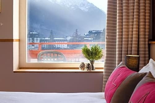 Фото Chalet Hôtel La Sapinière