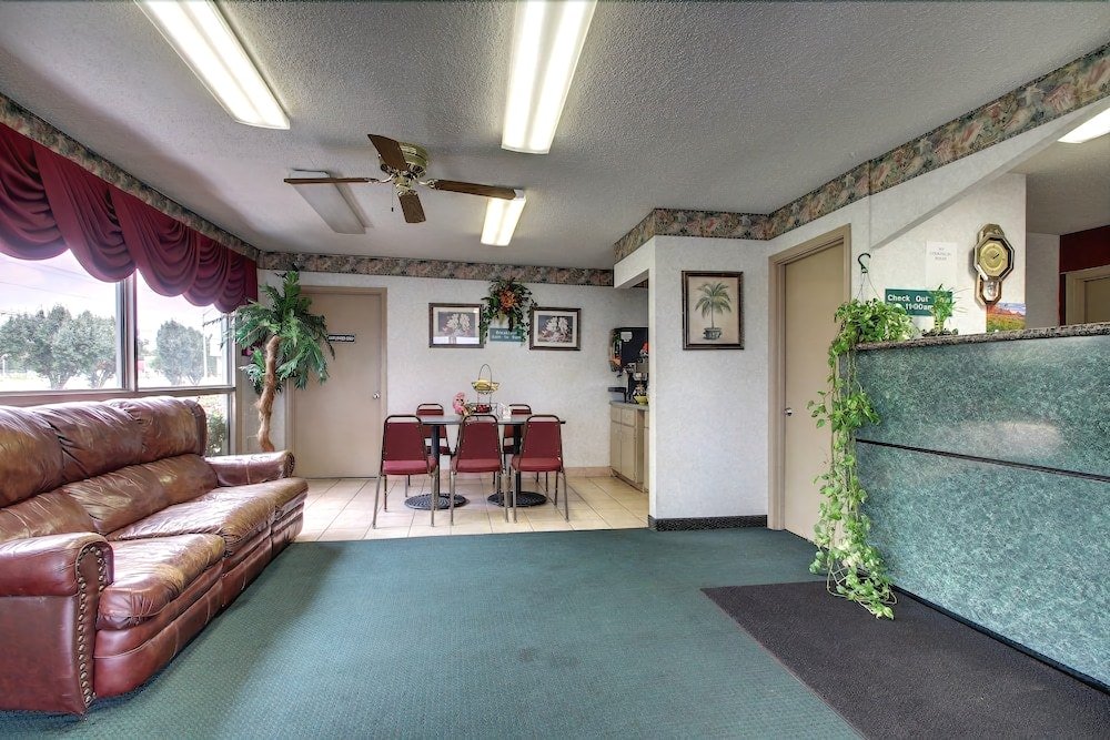 Фото Key West Inn - Montgomery South