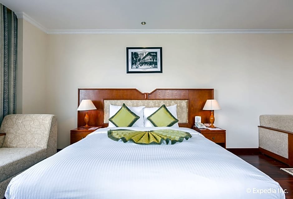 Фото First Hotel