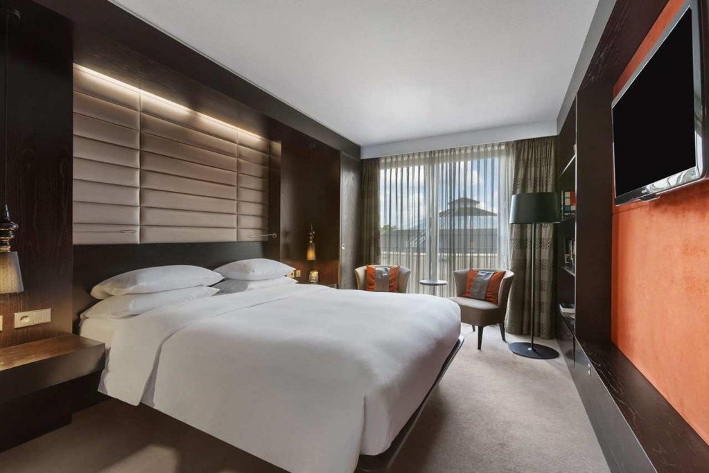 Фото Hilton The Hague