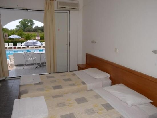 Фото Chandris Apartments