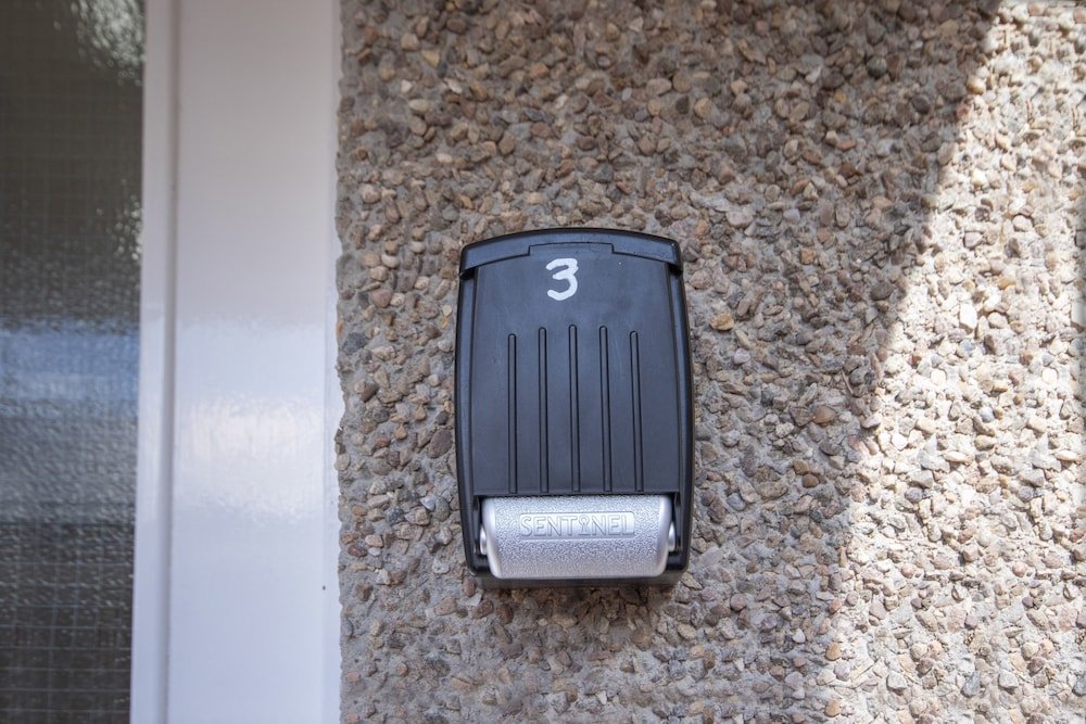 Фото 8 Varis Apartments