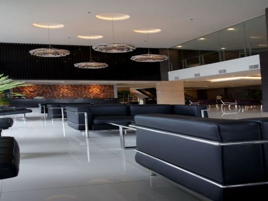 Фото Pinetree Hotel