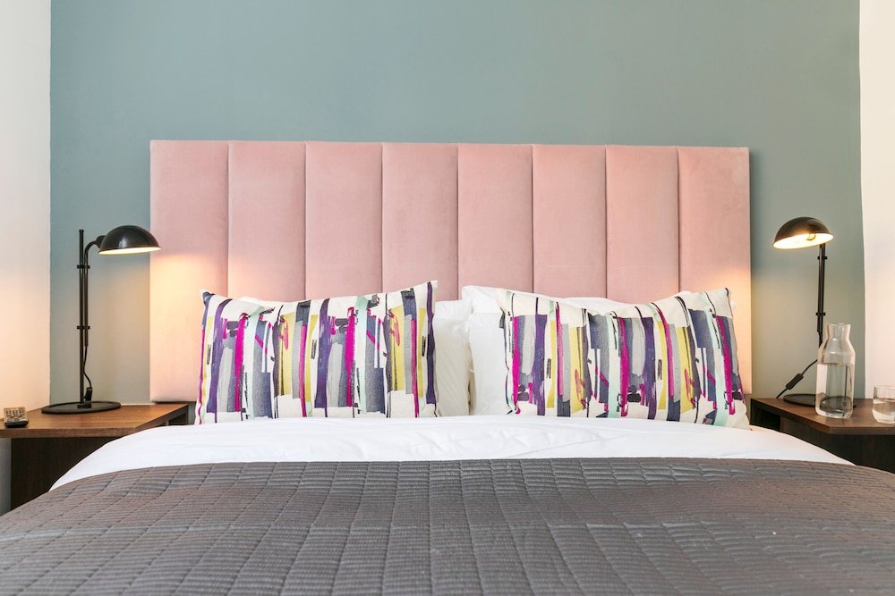 Фото Native Hyde Park