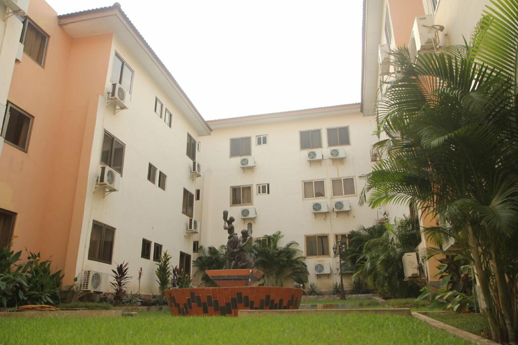 Hotel The Tulip by Ave Maria, Accra, photo
