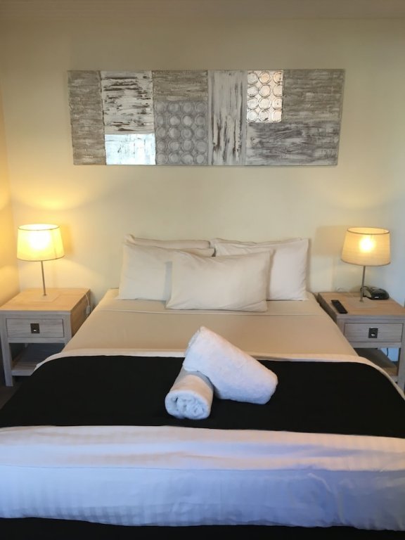 Фото Manly Surfside Holiday Apartments