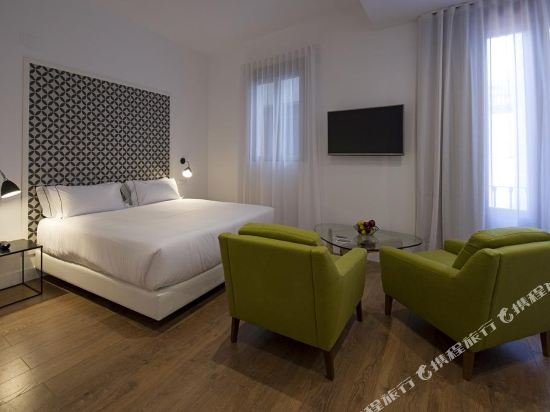 Фото B&b Apartamentos Madrid Centro Fuencarral 46