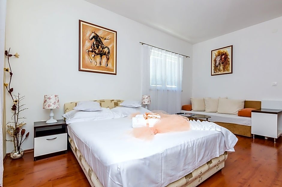 Фото Nika Toni Apartment