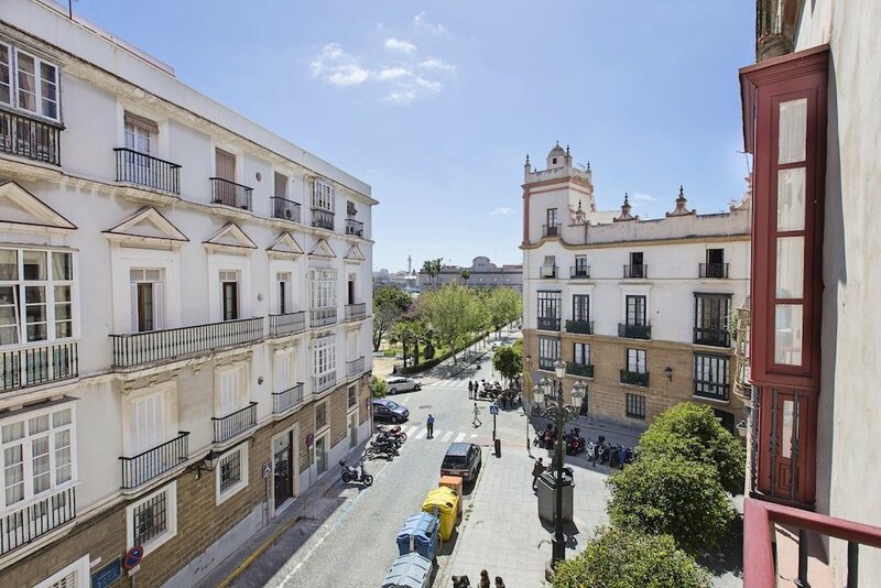Гостиница Hotel Casa de las Cuatro Torres в Кадисе