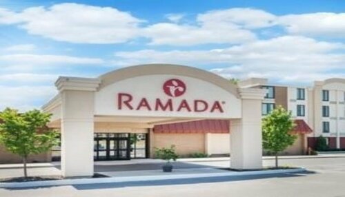 Гостиница Ramada by Wyndham Watertown в Уотертауне