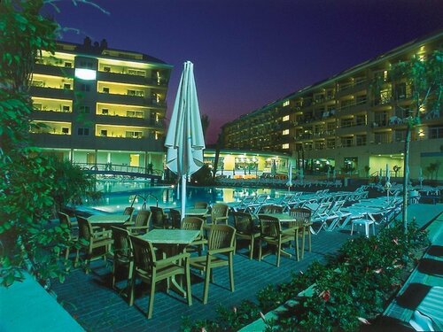 Внешний вид отеля Aqua Hotel Onabrava & SPA в Санта-Сусане, фото 5