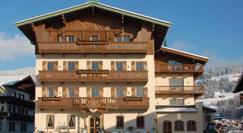 Фото Hotel Braeuwirt