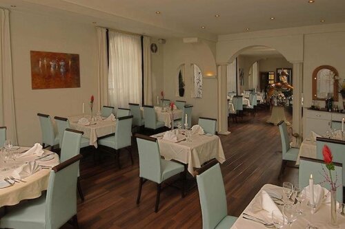 Гостиница Hotel Merkur в Баден-Баден