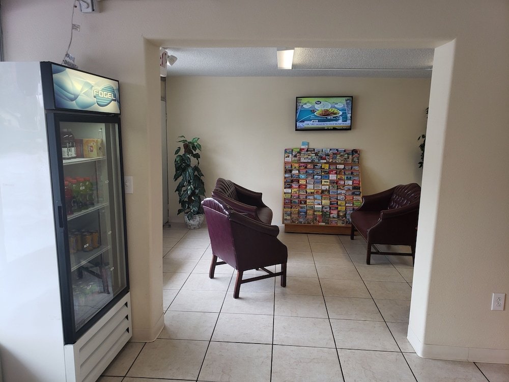 Фото Quality Inn Saint Petersburg North-Tampa Bay