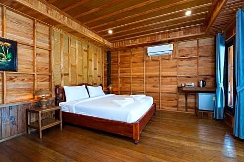 Фото Taatoh Resort & Freedom Beach Resort