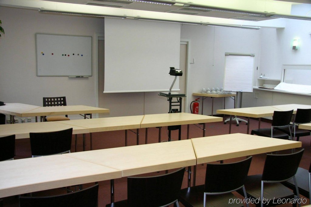 Фото Hotel Demas Unterhaching