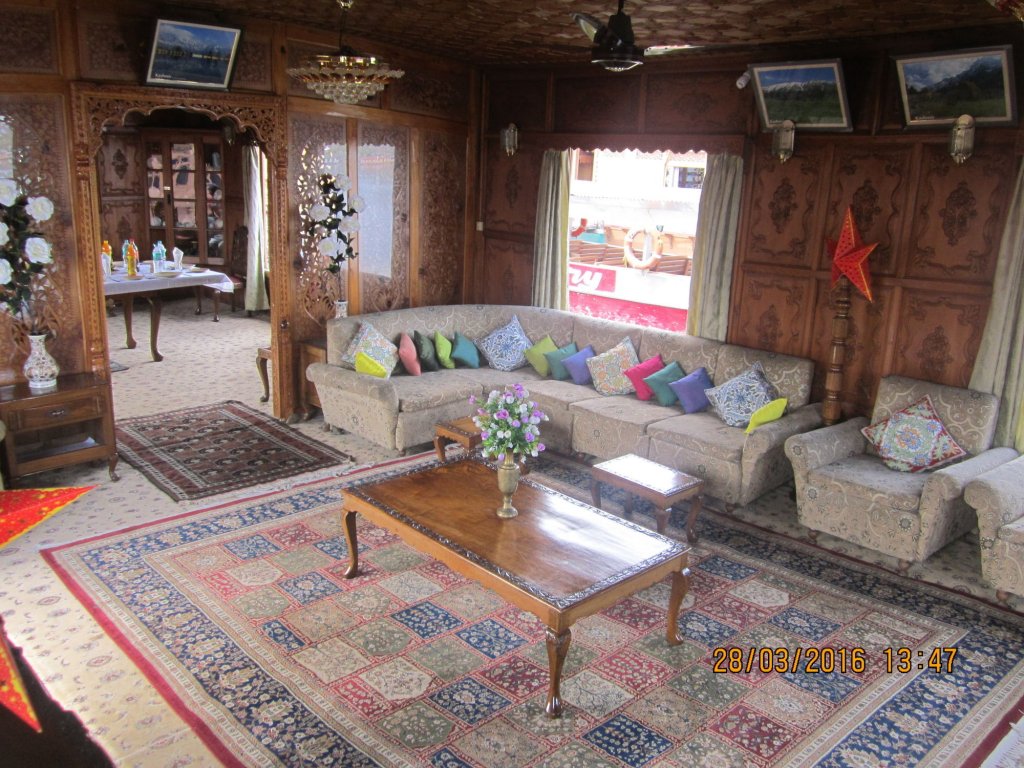 Фото Khilona Group Of Houseboats