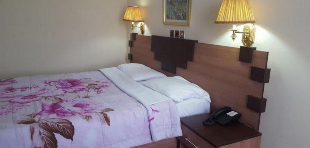 Фото Bougainvillea Hotel