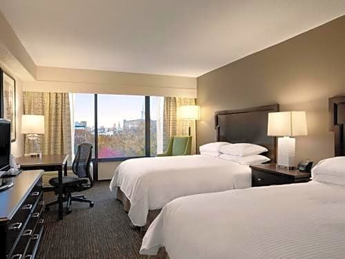 Фото Wyndham Philadelphia Historic District