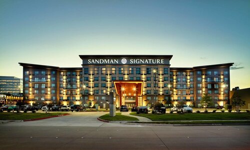 Гостиница Sandman Signature Plano - Frisco Hotel в Плано