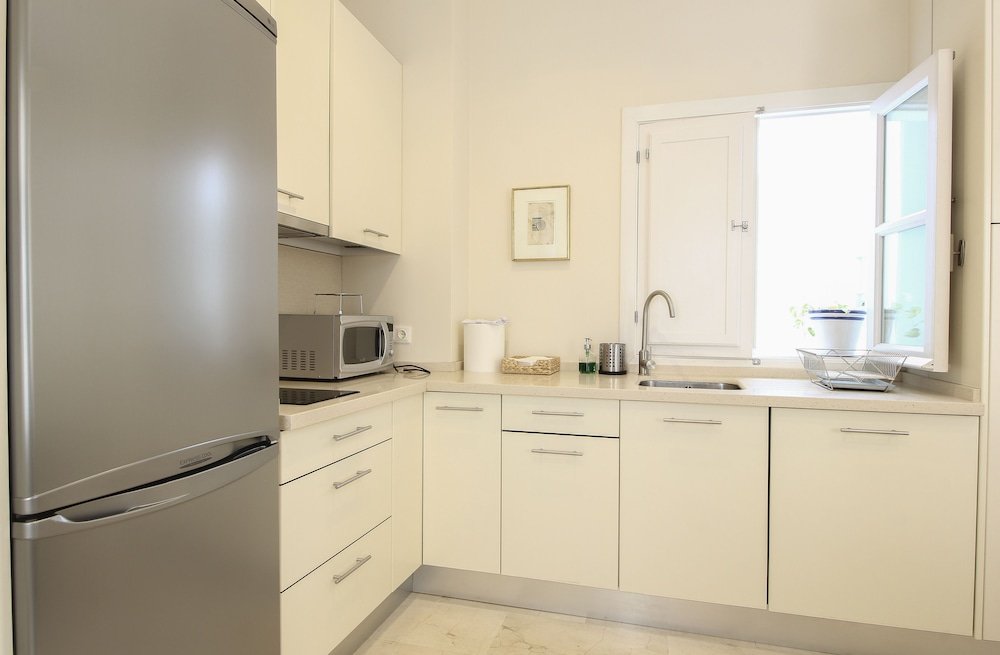 Фото Wish-Suite San Luis de Sevilla Apartment