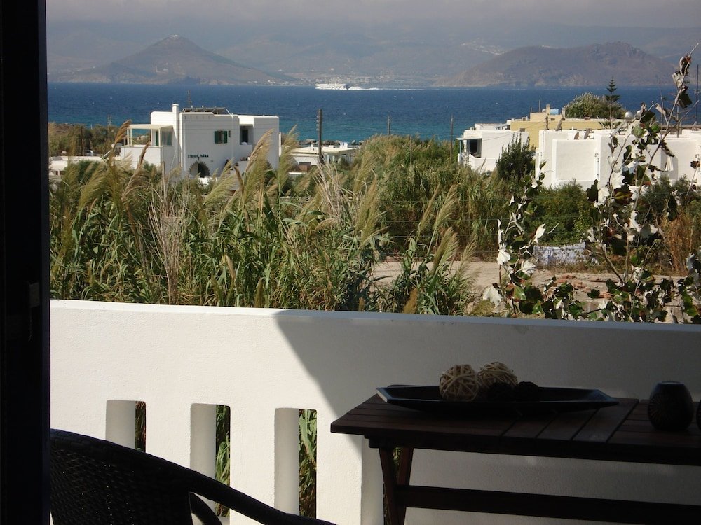 Фото Maria's Rooms & Studios