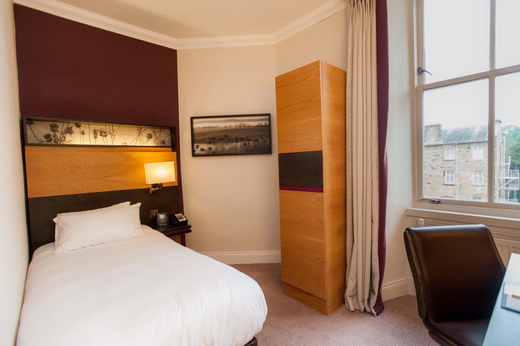 Фото DoubleTree by Hilton Hotel Dunblane Hydro