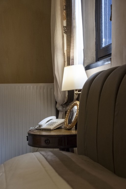 Фото Ostra Menalon Luxury Suites