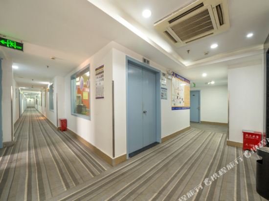 Фото 7 Days Inn Shanghai Railway Station Branch