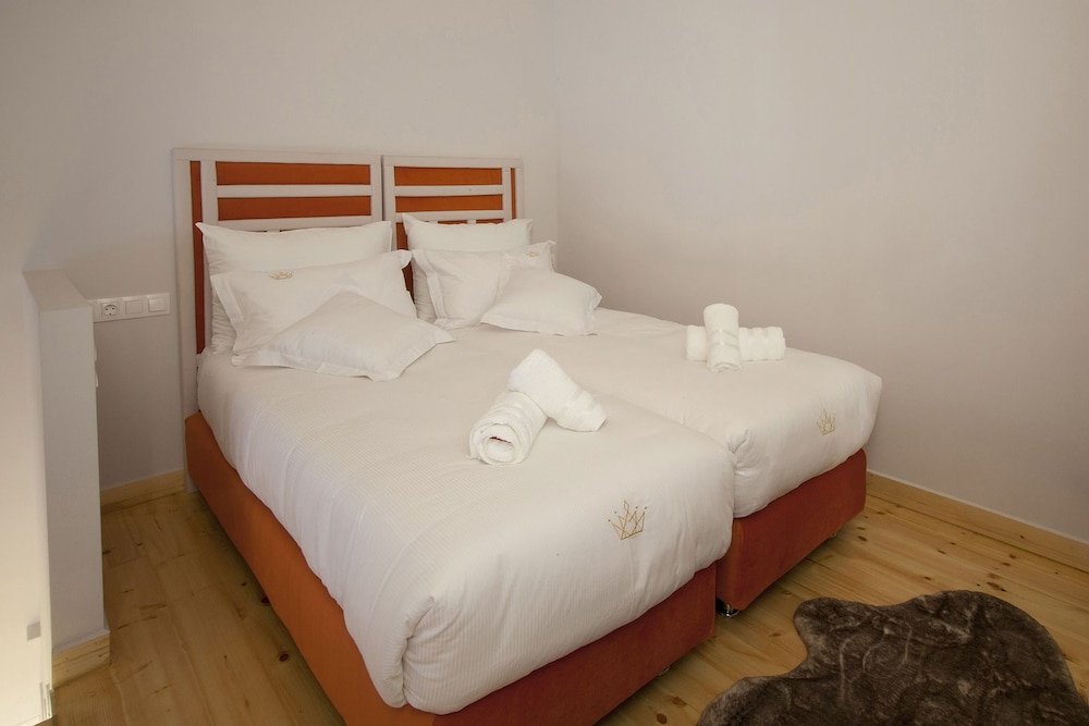 Фото Ether Loft Suites