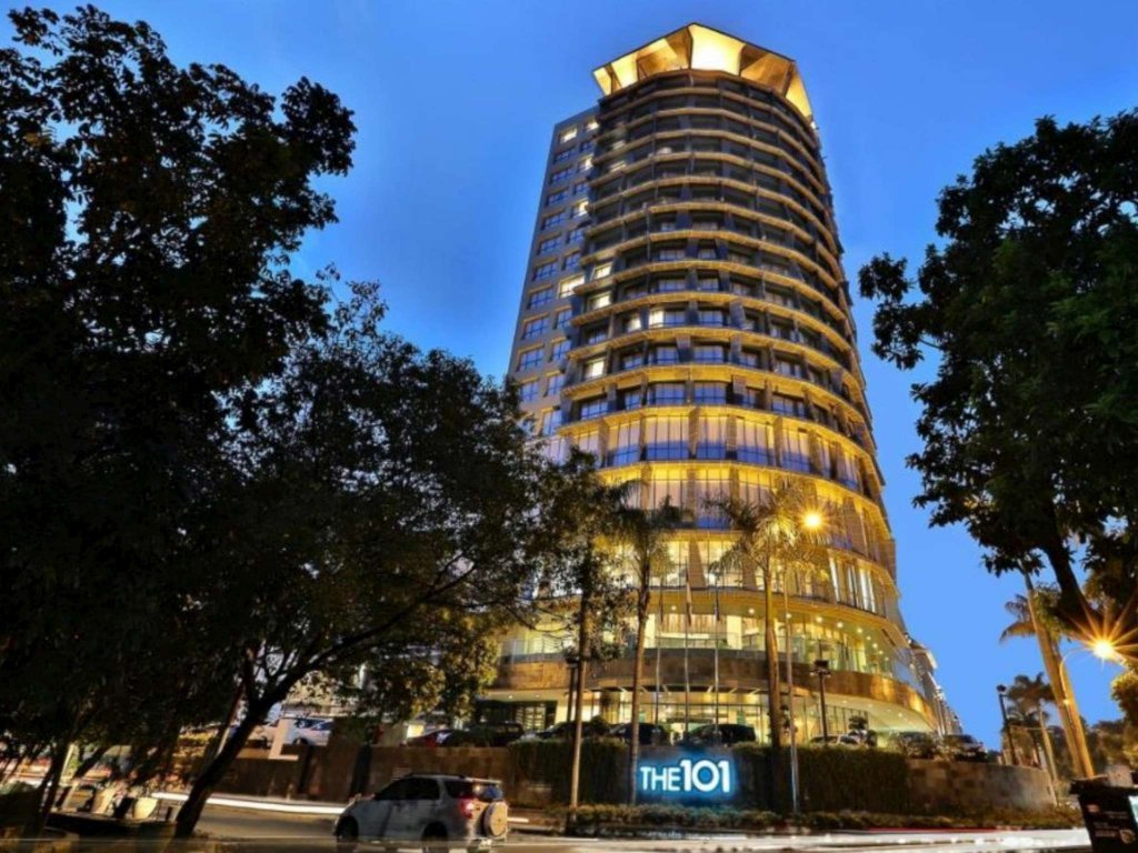 Фото отеля 1