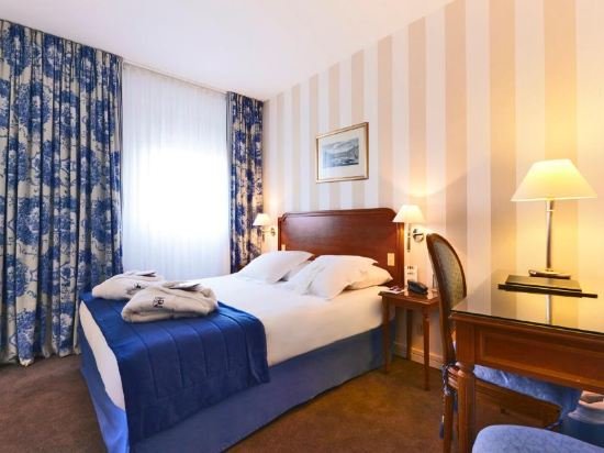 Фото Hotel Paris Neuilly