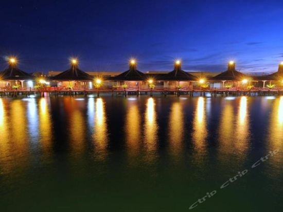 Фото Dragon Inn Floating Resort