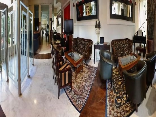 Фото Galaxy Hotel