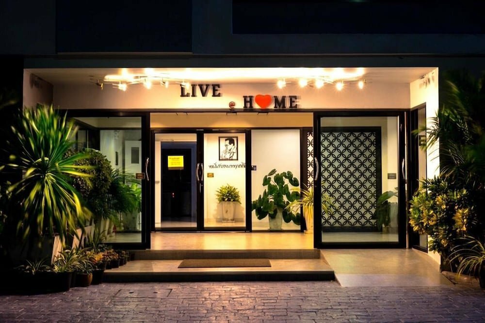 Hotel Live @ Home, Bangkok, photo