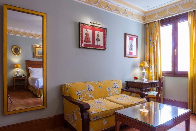 Фото Inglaterra Hotel