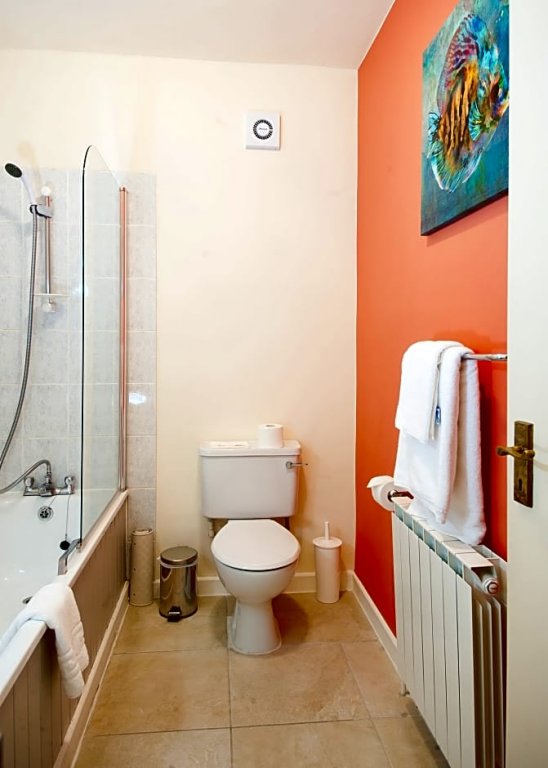 Фото The Hampshire Hotel