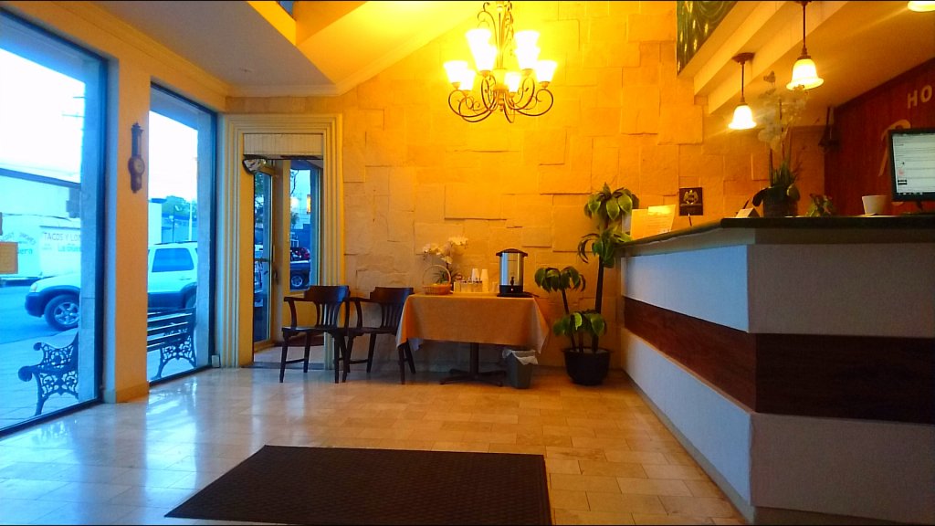 Фото отеля 3