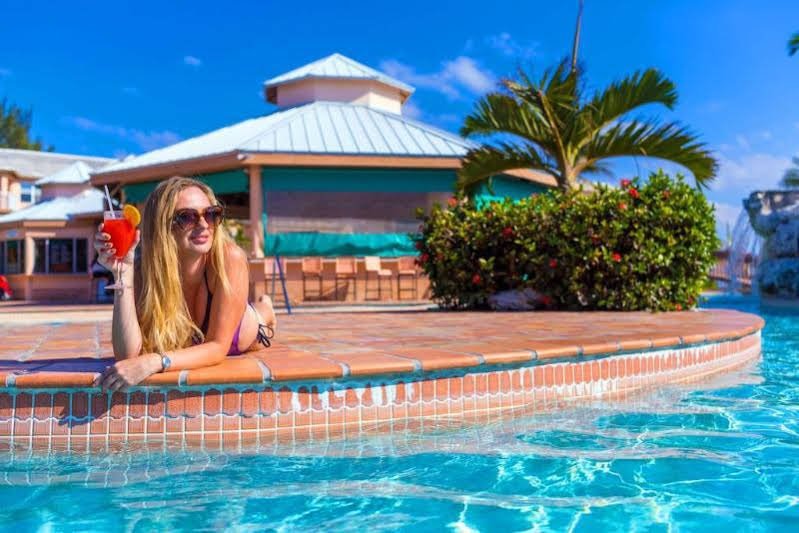 Фото Island Seas Resort